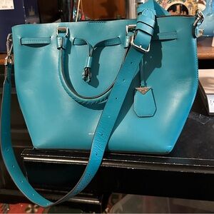 Michael Kors Blakely Medium Turquoise Leather Bucket Bag/Crossbody
